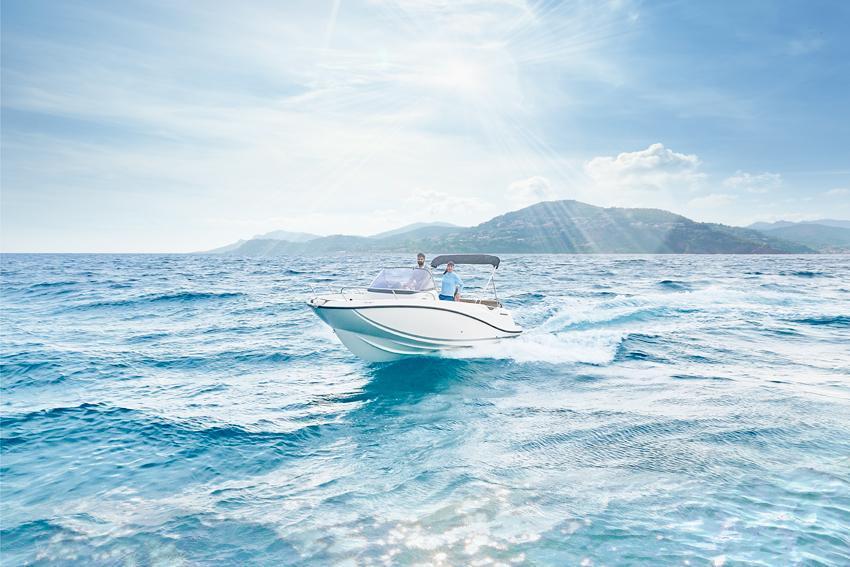 Quicksilver 605 Sundeck