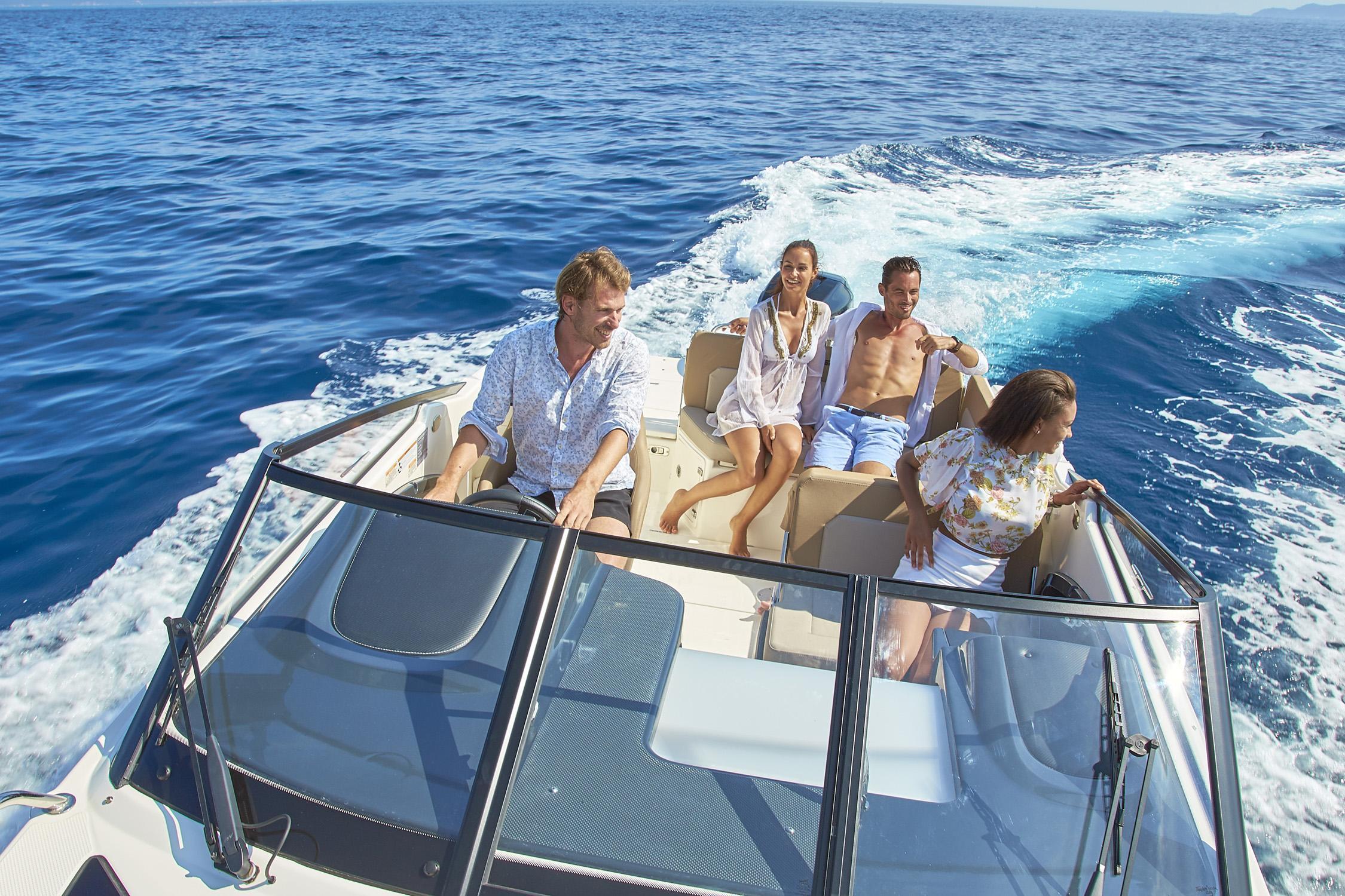 Quicksilver 755 Cruiser