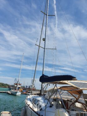 Beneteau OCEANIS Употребявана